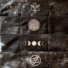 Load image into Gallery viewer, meditation headband by buddha gear for yoga meditation and sleep with a crystal over your third eye